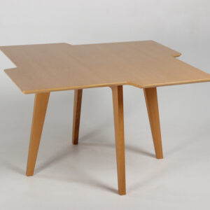 RBM Twisted Little Star mødebord - egefiner