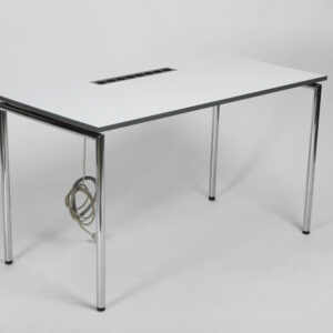 Four Design FourLearning klapbord med strømforsyning - hvid laminat