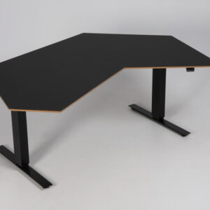 AiR Compete NDG04 hæve sænkebord - sort linoleum med MDF-kant