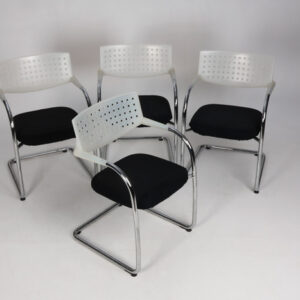 5 stk. Vitra mødestole - sort/hvid/krom