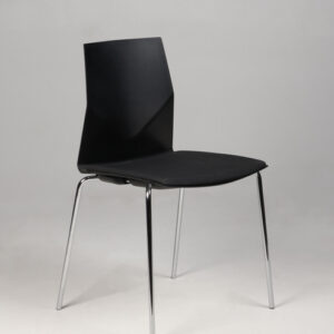 Four Design FourCast stabelstol - sort plast med sædepolstring