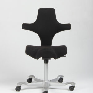 [TEST] HÅG Capisco 8106 kontorstol - sort fame