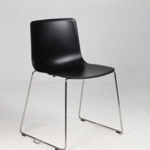 Fredericia Furniture Pato kantinestol - sort/krom