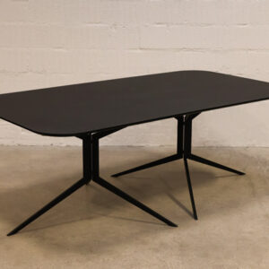 Rumas EPJ8 konferencebord - sort linoleum