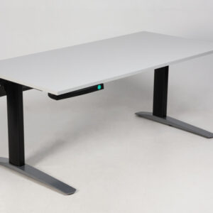 Linak hæve sænkebord med pennebakke - lys grå laminat