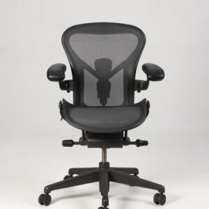 Herman Miller Aeron Remastered A kontorstol med armlæn - carbon/graphite Pellicle