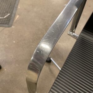 Engelbrechts Chairik XL 135 stol - sort PUR/poleret aluminium