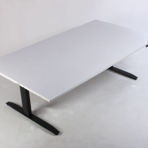 Billigt hæve sænkebord