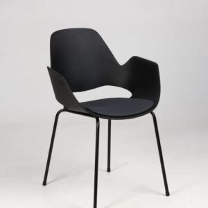 HOUE Falk konferencestol - mørkegrå cura/sort genbrugsplast