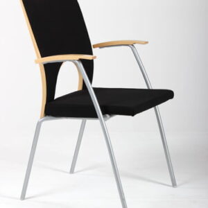 Kinnarps Yin konferencestol med armlæn -  birk/sort gaja