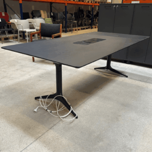 EFG Hide Tech mødebord til 6 personer - sort linoleum